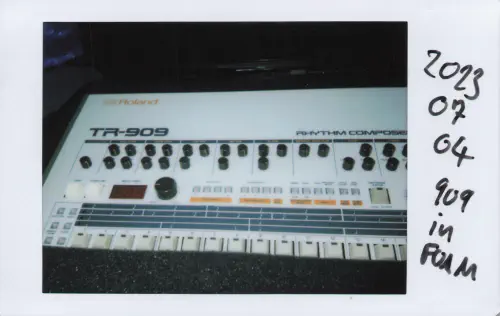 Got a case for my 909